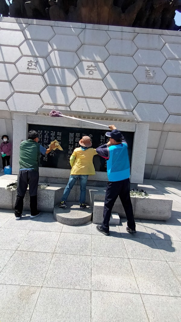 4b49fbf252988b6b8d36f3cf6c204f7b.jpg