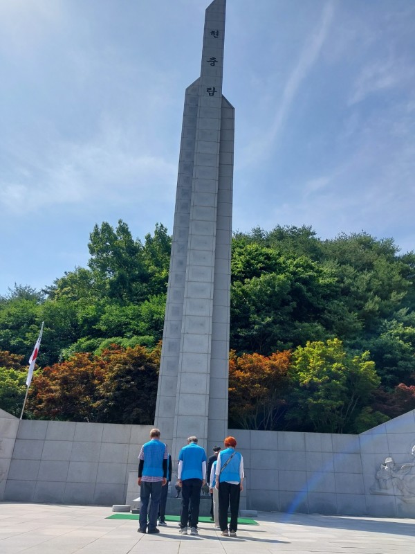 d78415b115688c5ddbc8640b63cdbdf9.jpg