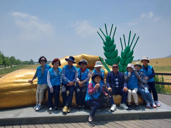 796eb2451c1c60a8ae981395cbb6a402.jpg