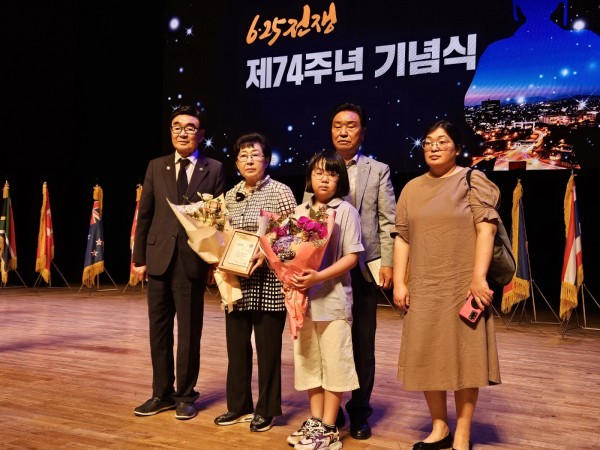 bcea0869dae7c70fe17d788885d35d6c.jpg