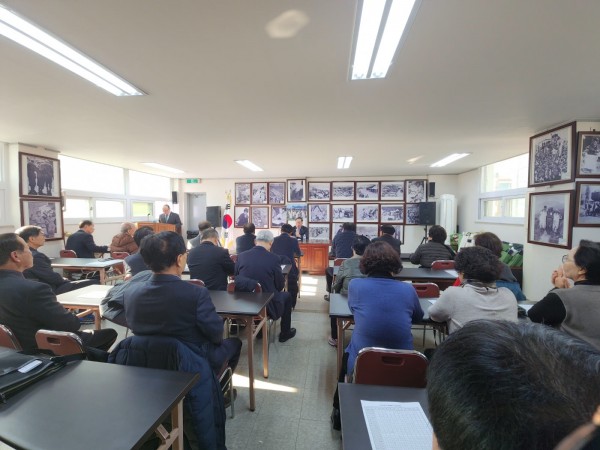 e35aa3a9accb2d6603954da2d681590d.jpg