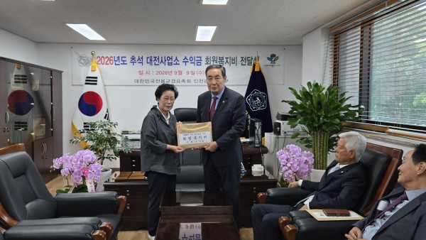 d8e1cc813be2ce9ff617959a33776d92.jpg