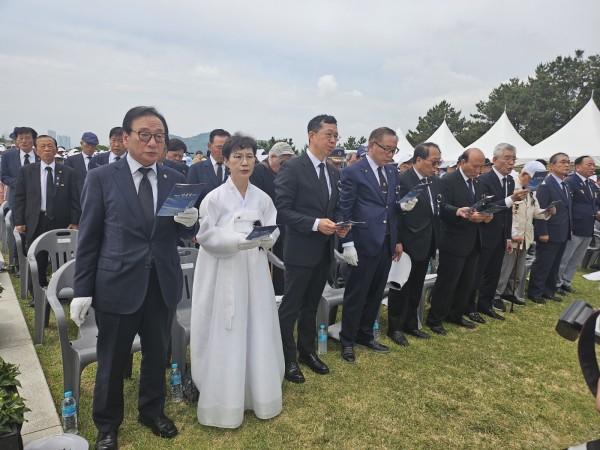 제69주년_현충일_추념식(2024년6월6일_중앙공원)_(3).jpg