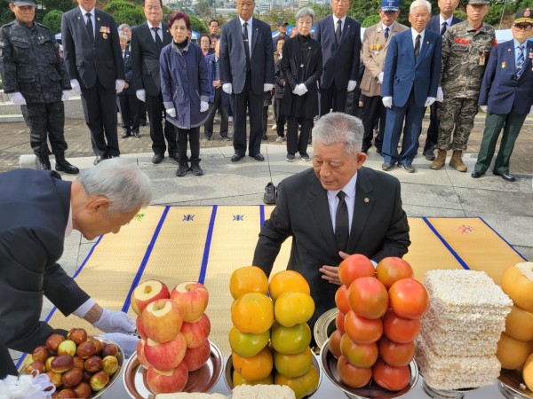20251021원주시2025년제9회호국영령추모제.jpg